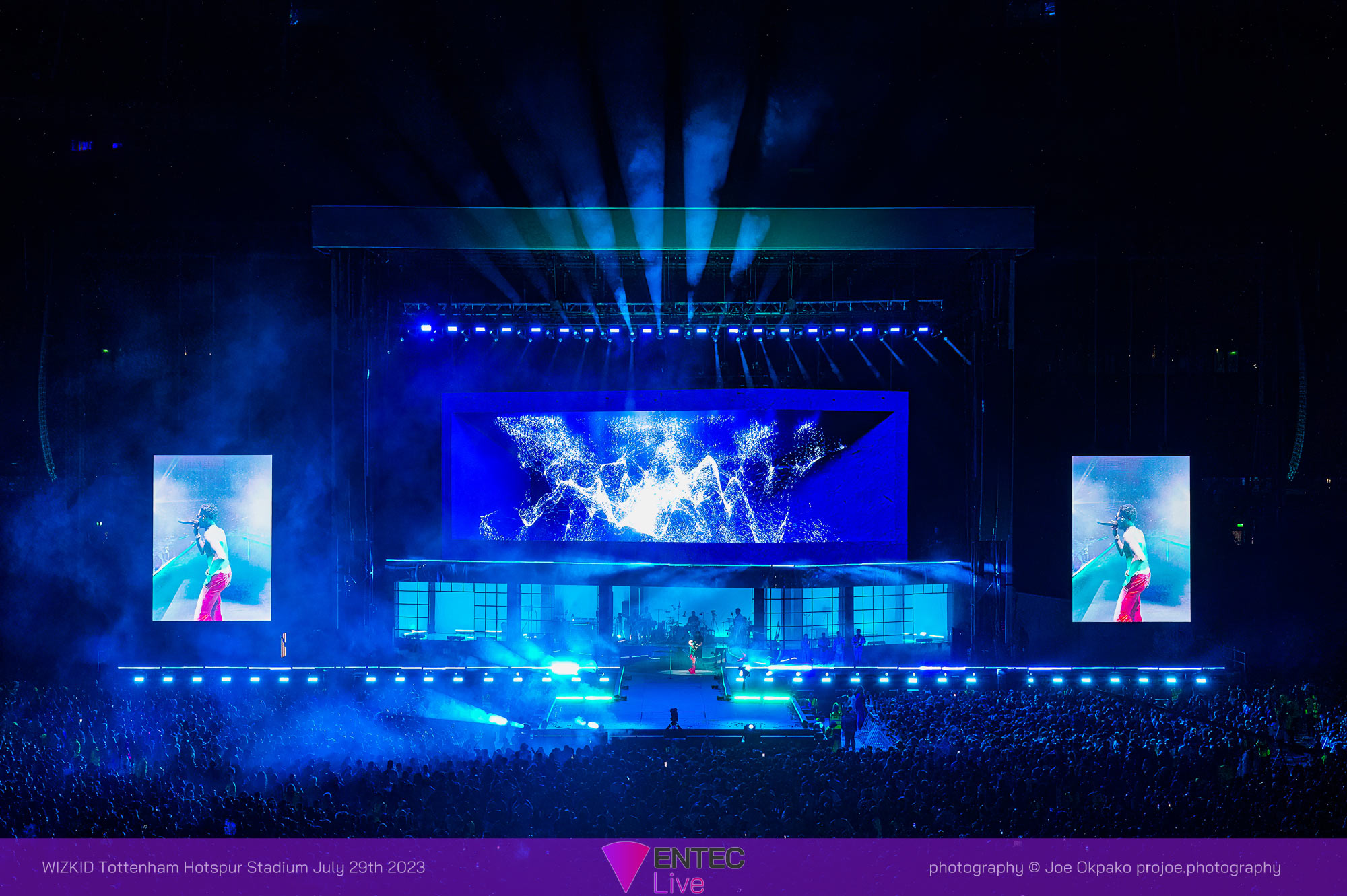 WizKid at Tottenham with Entec Lighting Photo of Wizkid at Tottenham Hotspur Stadium